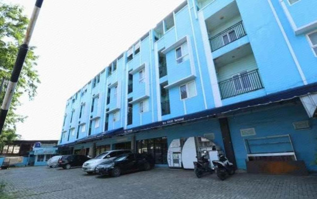 Reddoorz Near Mandaya Royal Hospital Puri Hotell Tangerang Eksteriør bilde