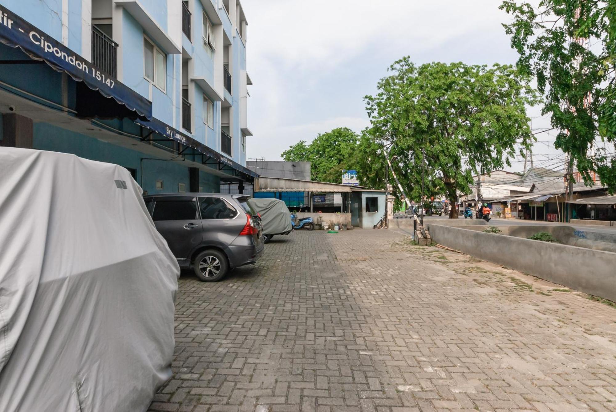 Reddoorz Near Mandaya Royal Hospital Puri Hotell Tangerang Eksteriør bilde