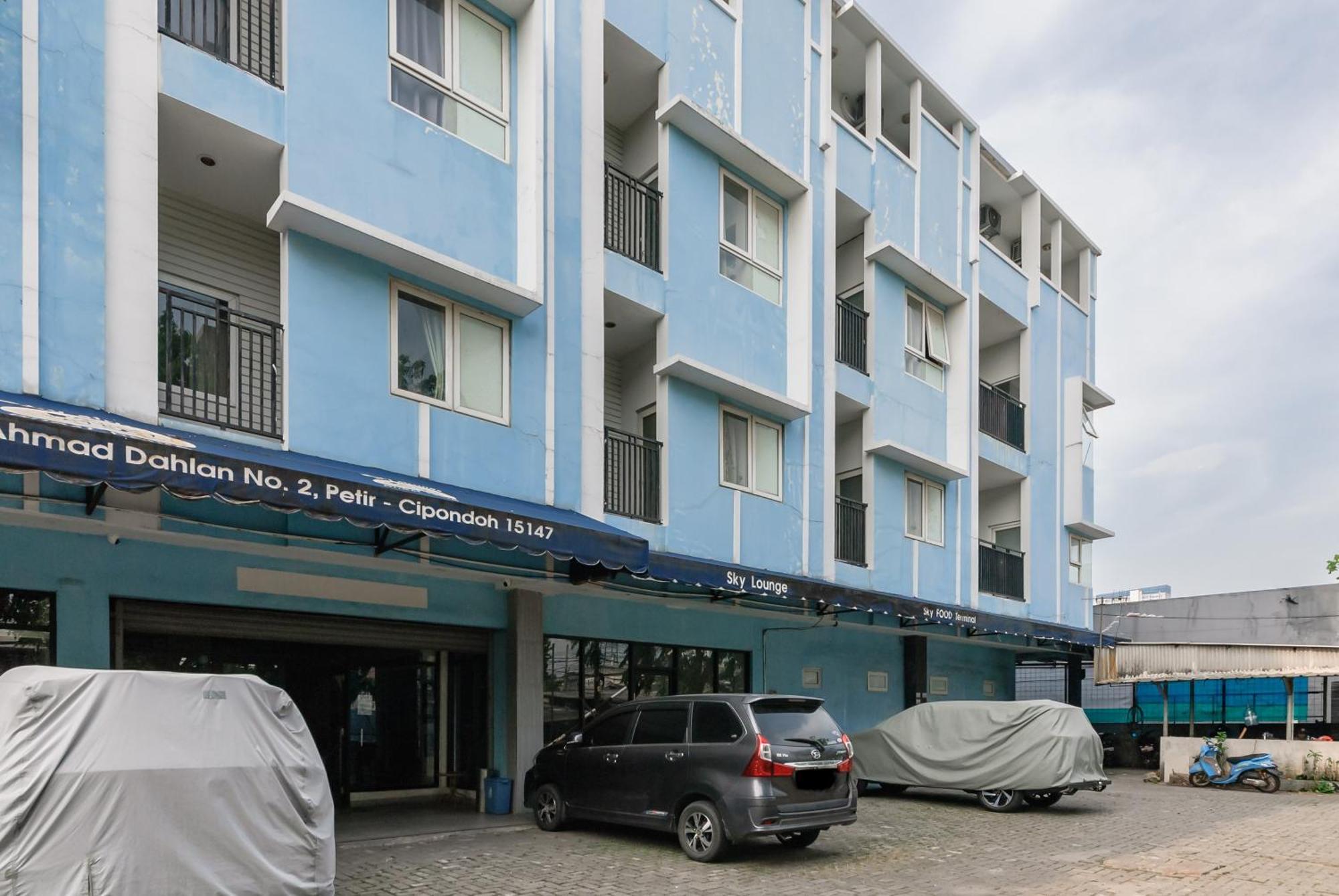 Reddoorz Near Mandaya Royal Hospital Puri Hotell Tangerang Eksteriør bilde
